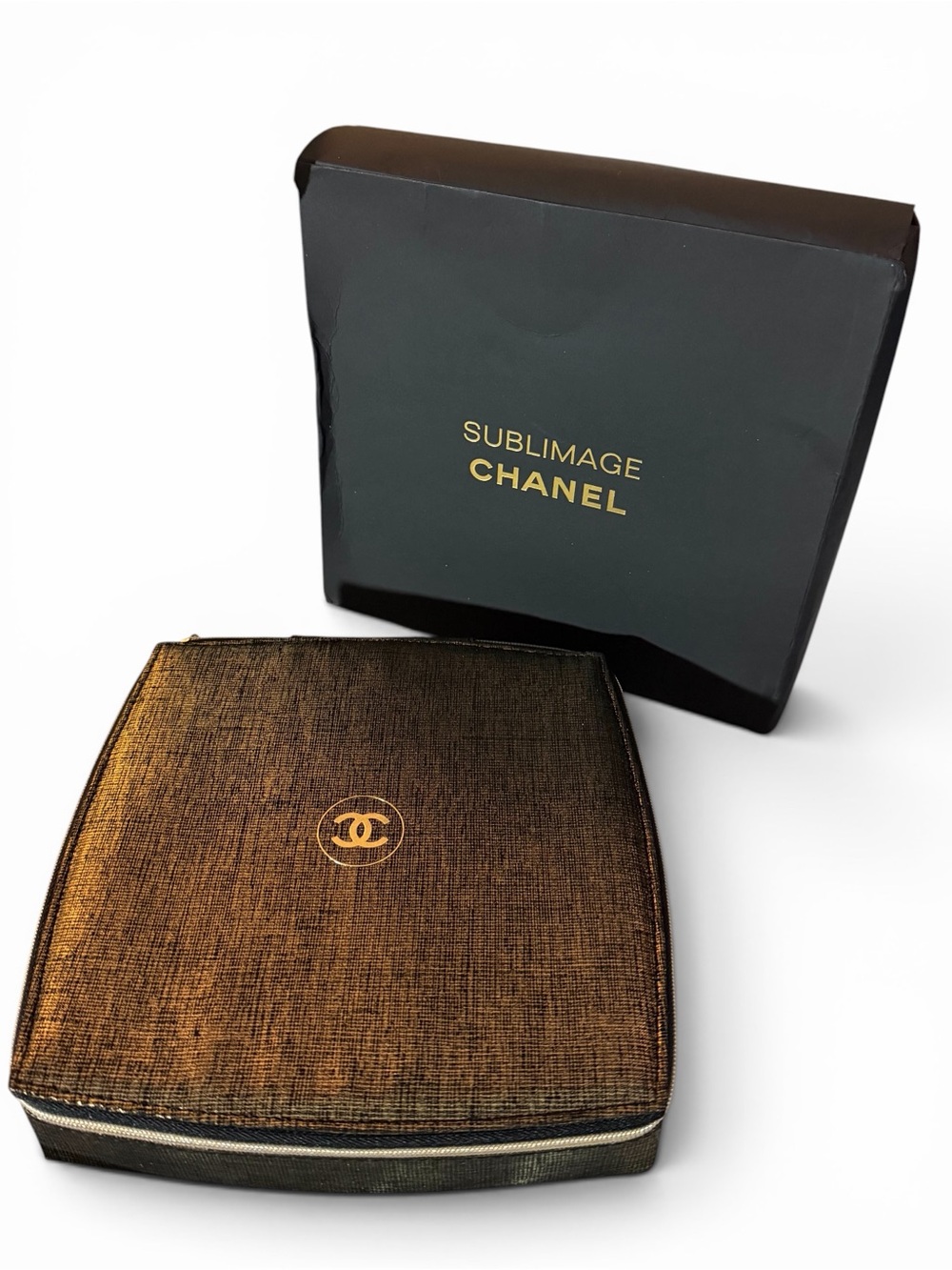 CHANEL Sublimage VIP Hard Case & Choice of CC Double Compact Mirror Bundle Set